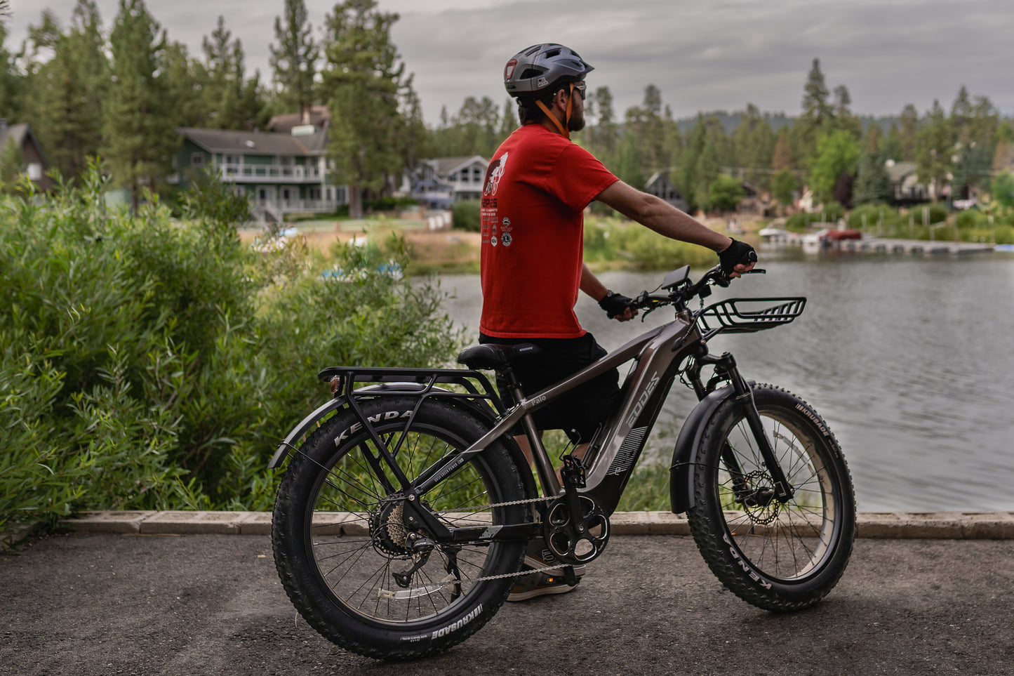Bicicleta eléctrica EODES PALO de 750 W con neumáticos anchos para adultos, hasta 43 km/h y alcance máximo de 69 km.
