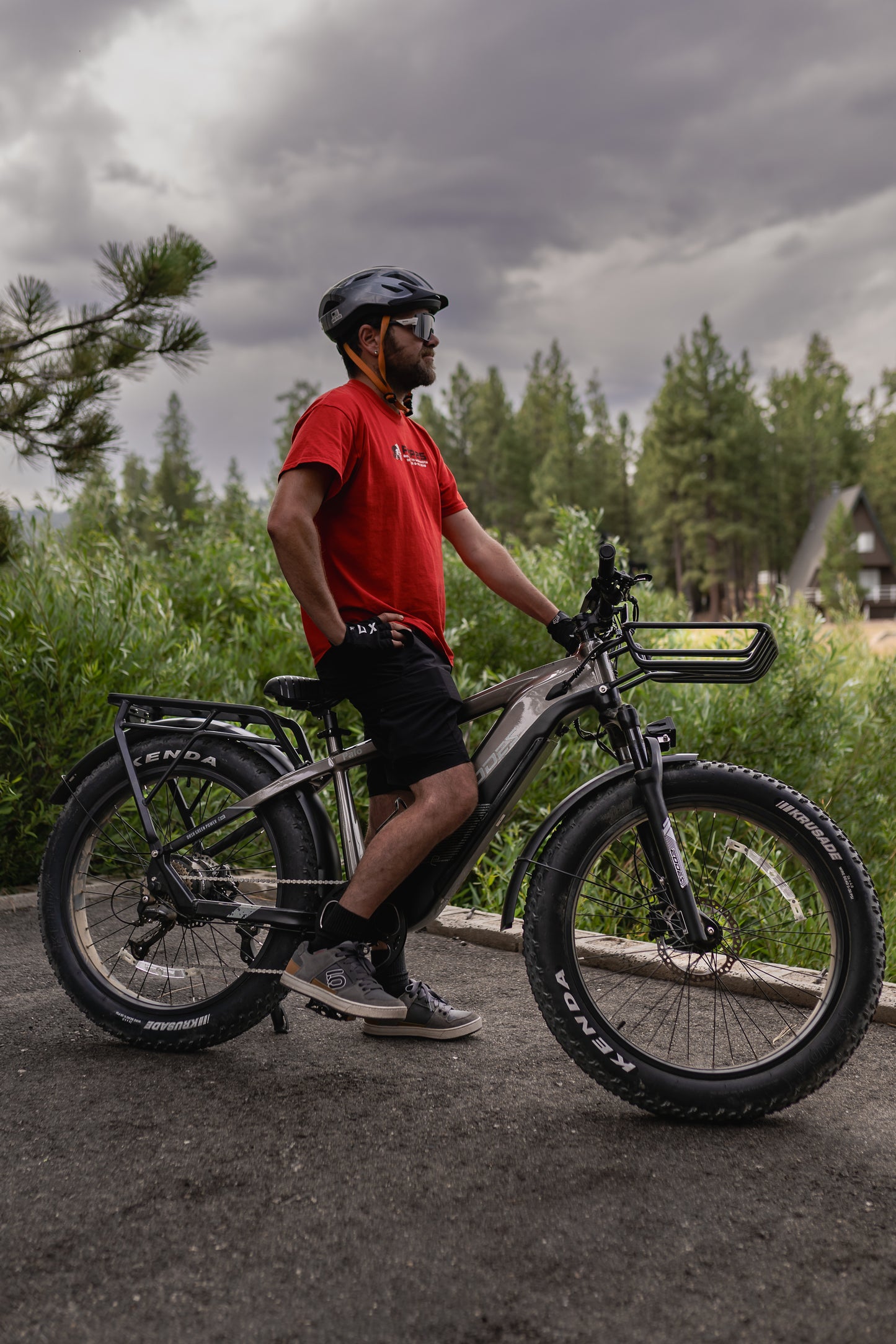 Bicicleta eléctrica EODES PALO de 750 W con neumáticos anchos para adultos, hasta 43 km/h y alcance máximo de 69 km.