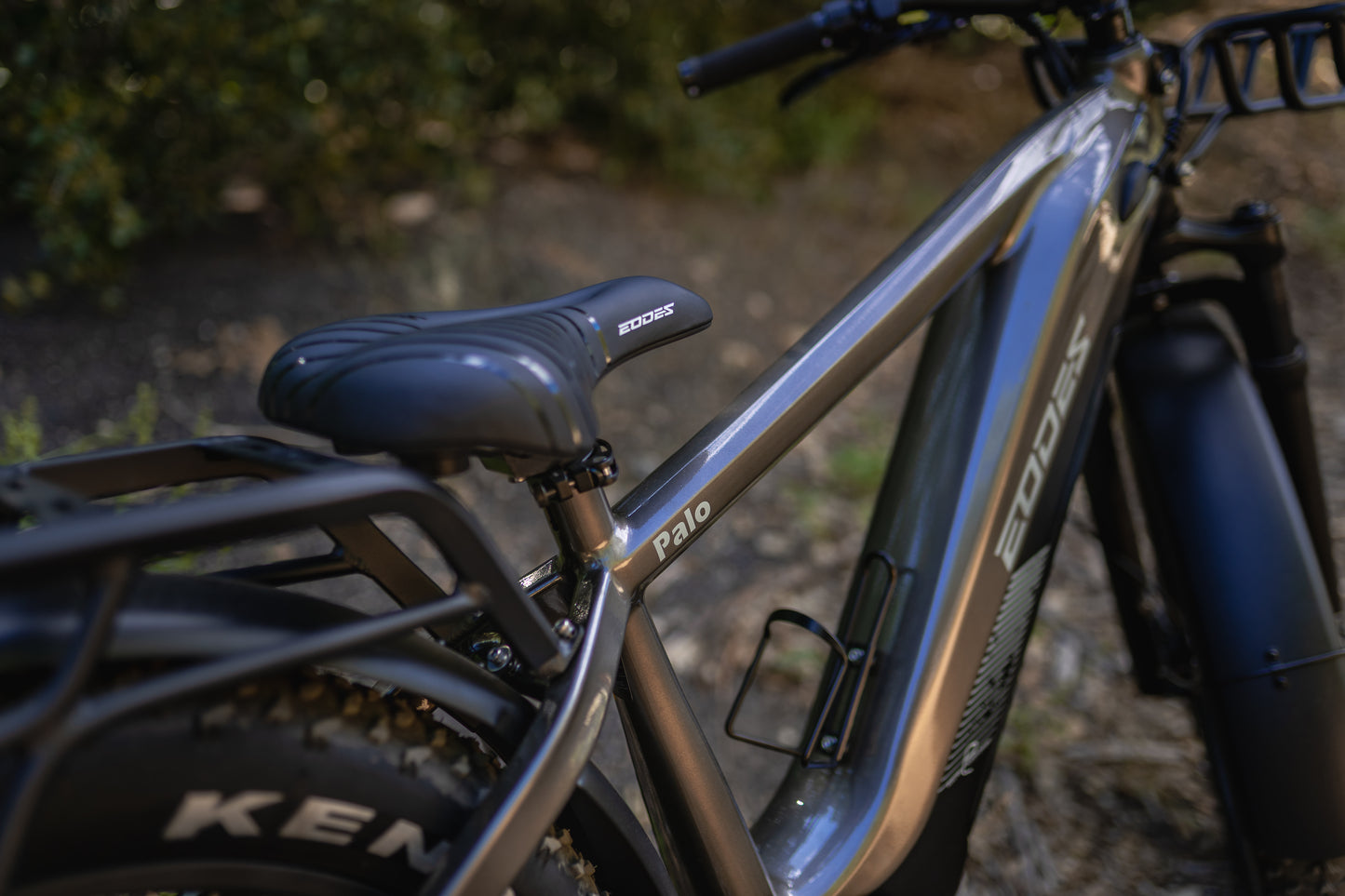 Bicicleta eléctrica EODES PALO de 750 W con neumáticos anchos para adultos, hasta 43 km/h y alcance máximo de 69 km.