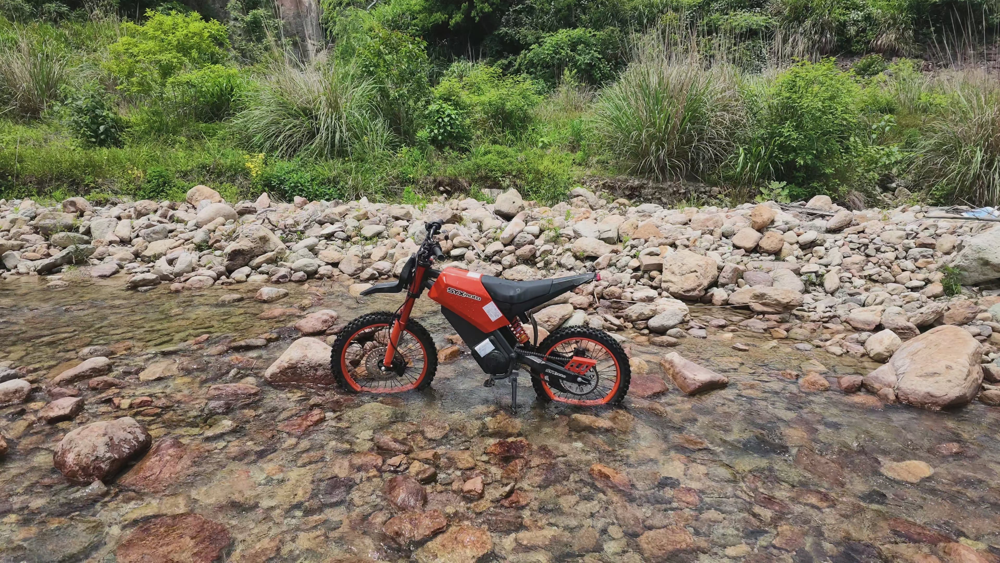 Load video: SPRK 5500w Dirt Bike